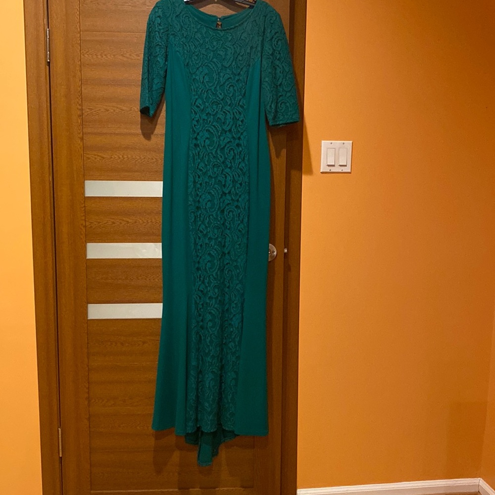 Green evening dress with lace